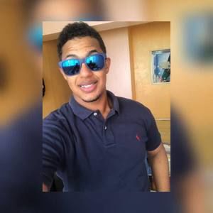 Meet your Posher, Harlin leonel